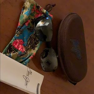 Barely used Maui Jim sunglasses
